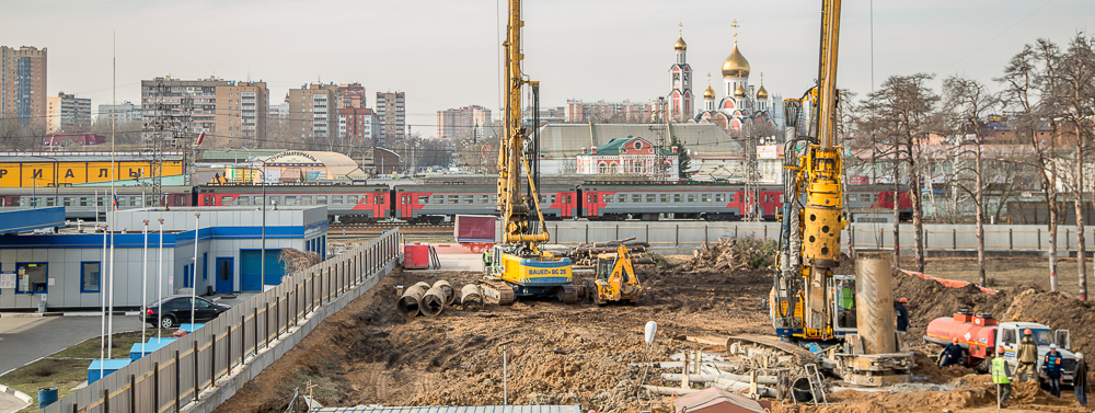 Строительство эстакады между улицей Маковского и Можайским шоссе