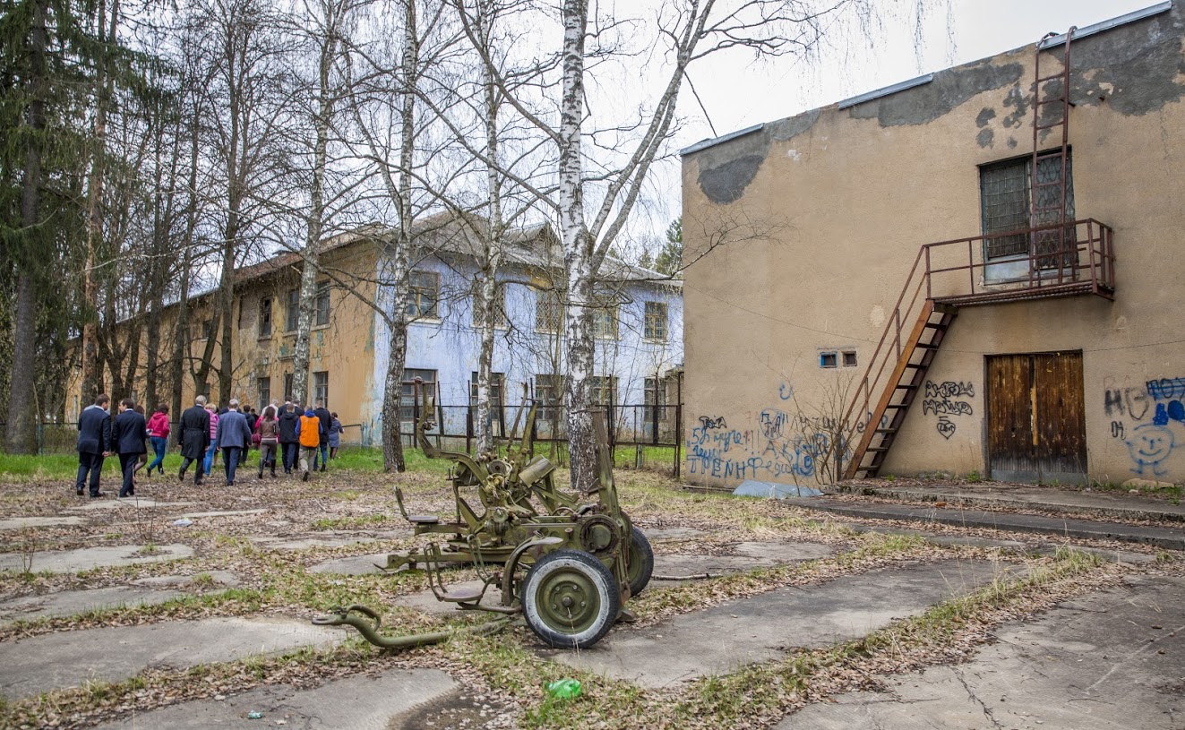 Новые дороги, детский сад и свет на рынке появятся в Новом городке Одинцовского района.