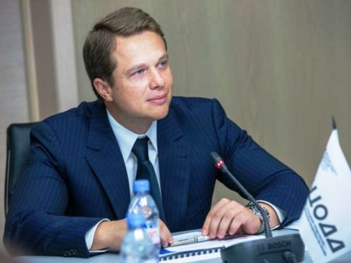 ликсутов Максим Ликсутов