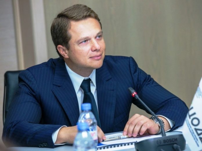 ликсутов Максим Ликсутов