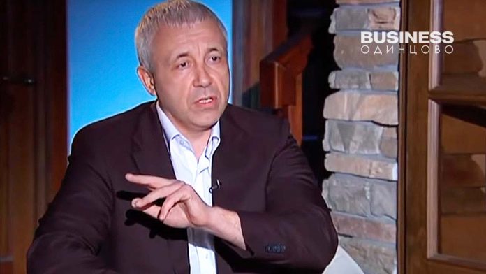 Евгений Харламов - адвокат Сергея Вялкова Евгений Харламов - адвокат Сергея Вялкова